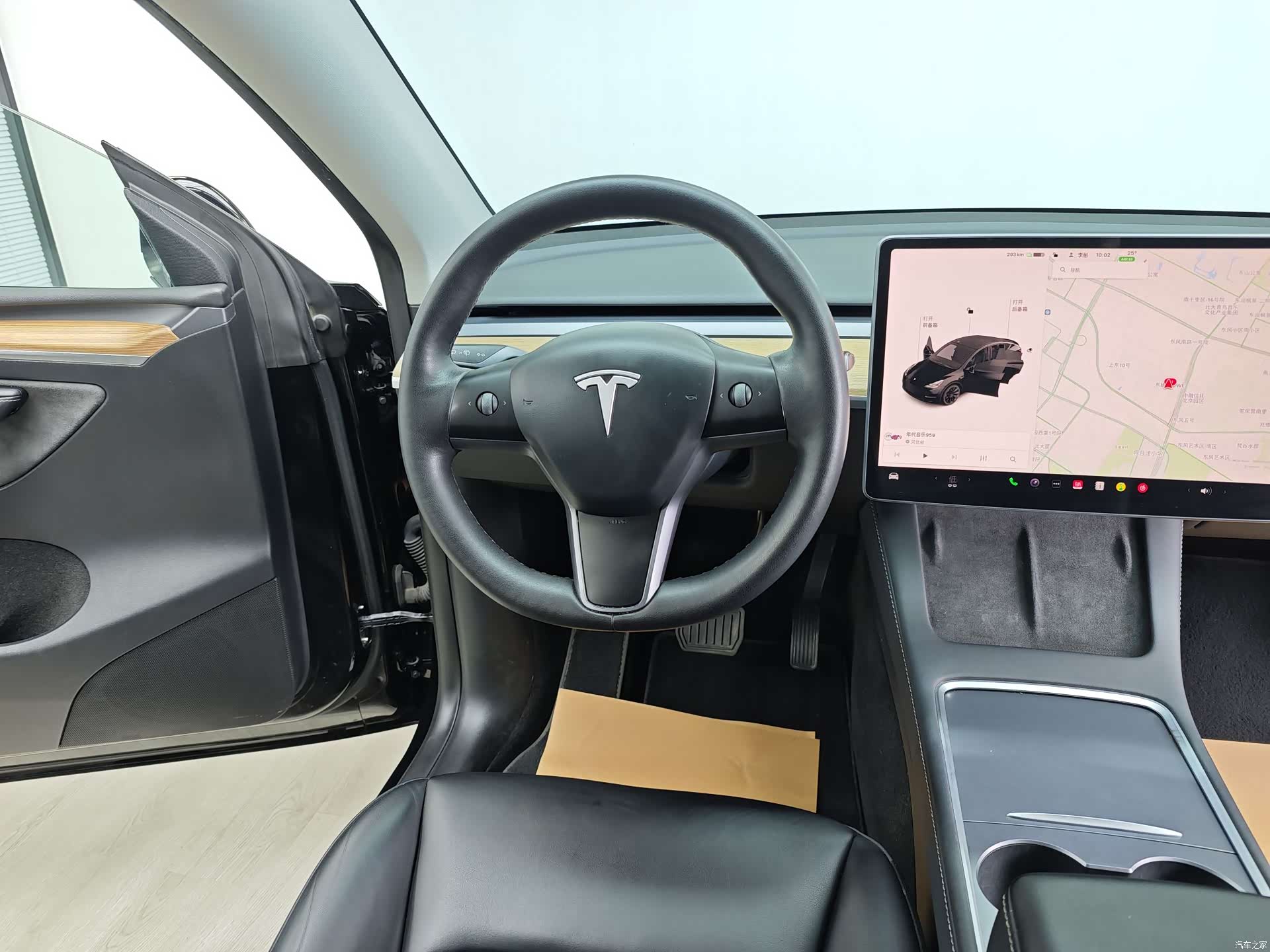 Tesla Model Y, 2022 14