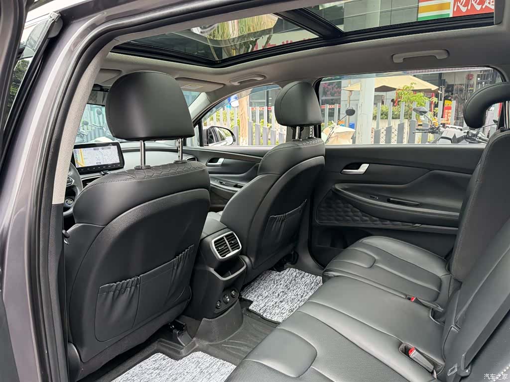 Hyundai Santa Fe, 2020 11