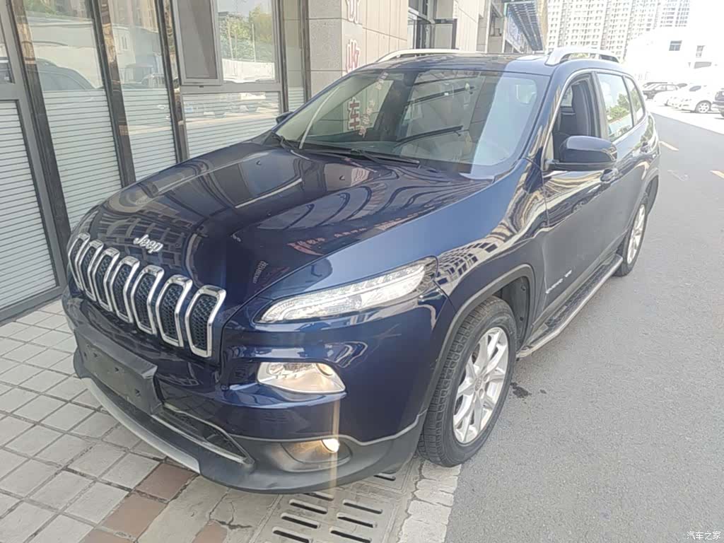 Jeep Cherokee, 2018 1