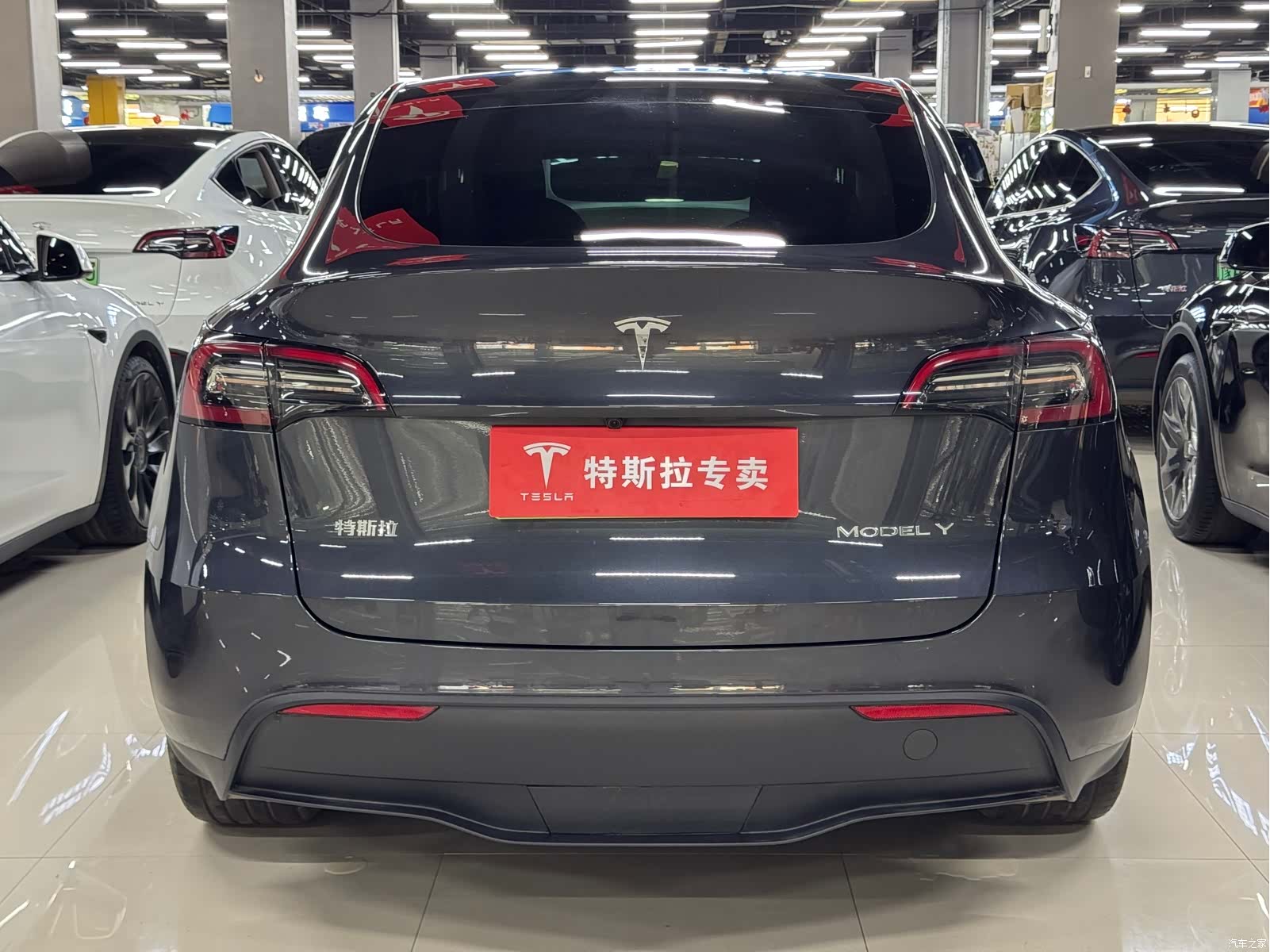 Tesla Model Y, 2024 8