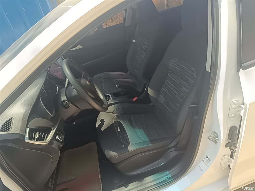 Chevrolet 320, 2018 15