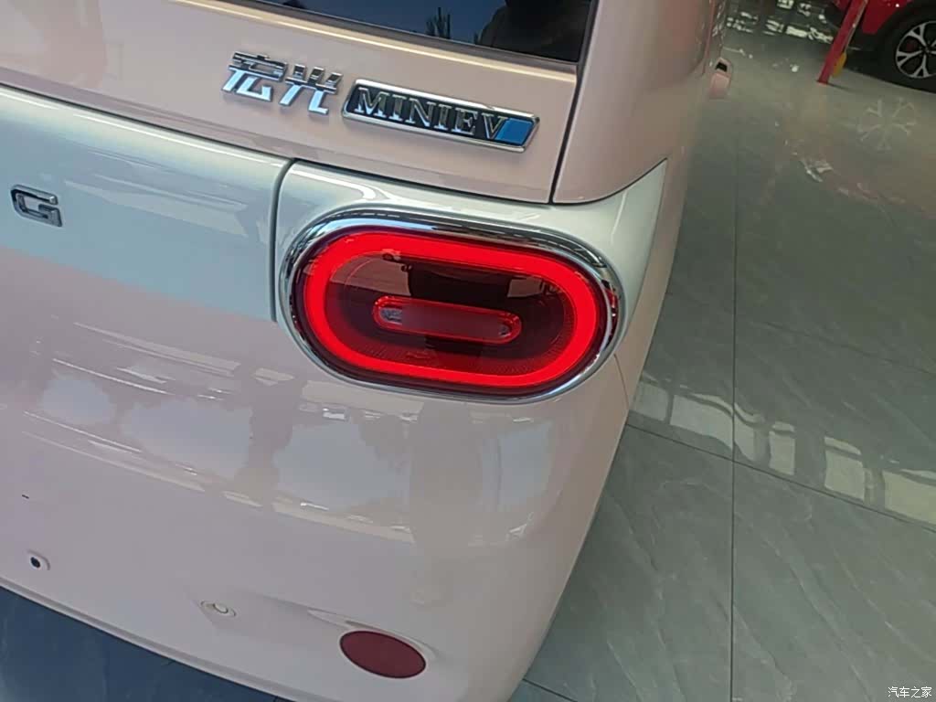 Wuling MINIEV, 2024 8