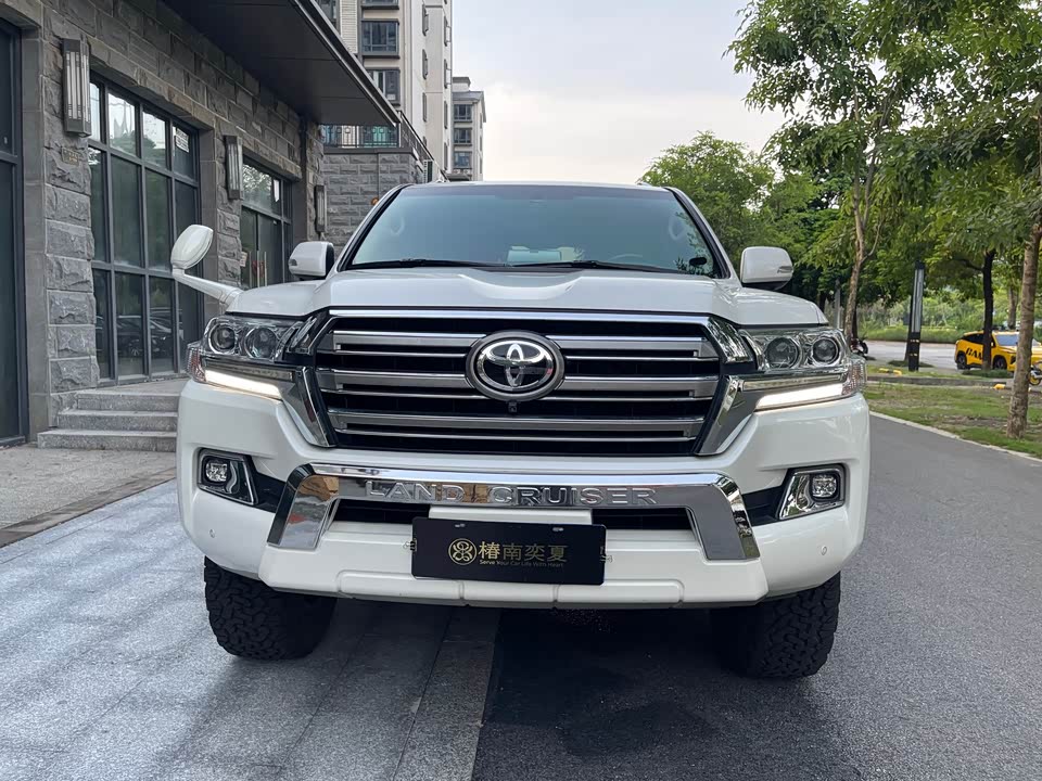 Toyota Land Cruiser Toyota Land Cruiser