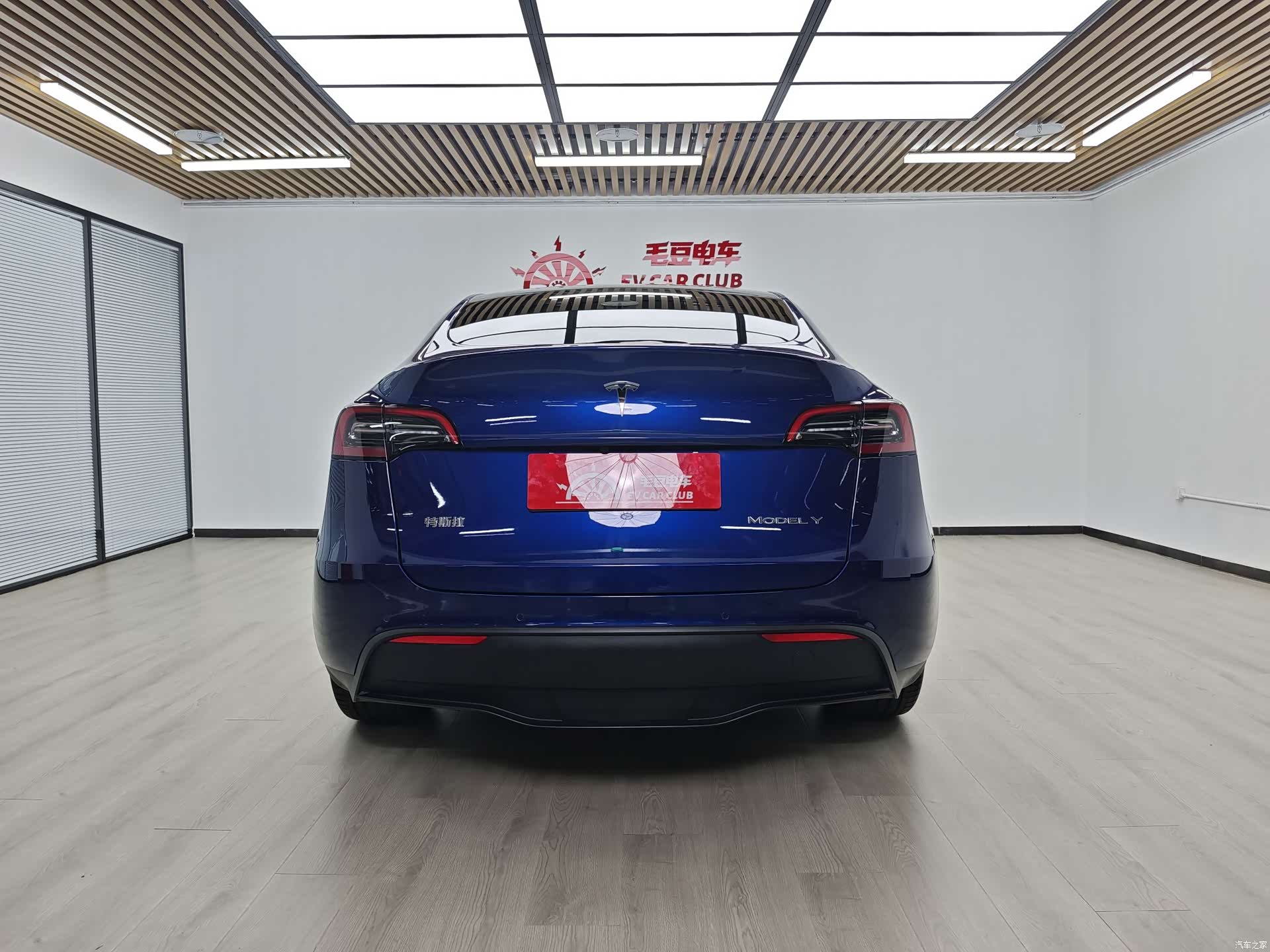 Tesla Model Y, 2022 6