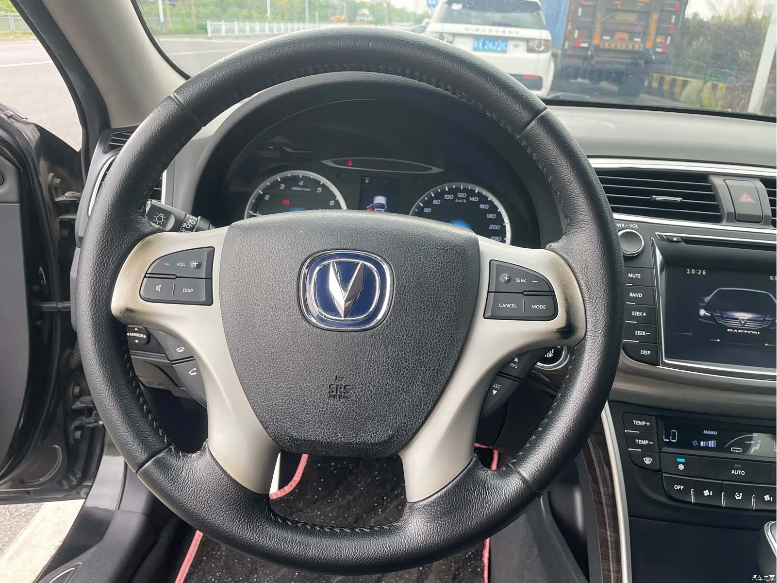 Changan V, 2015 19