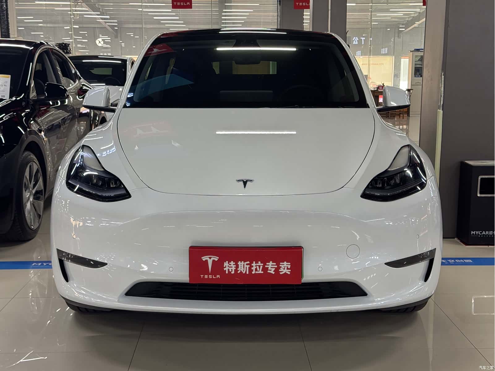 Tesla Model Y, 2023 2