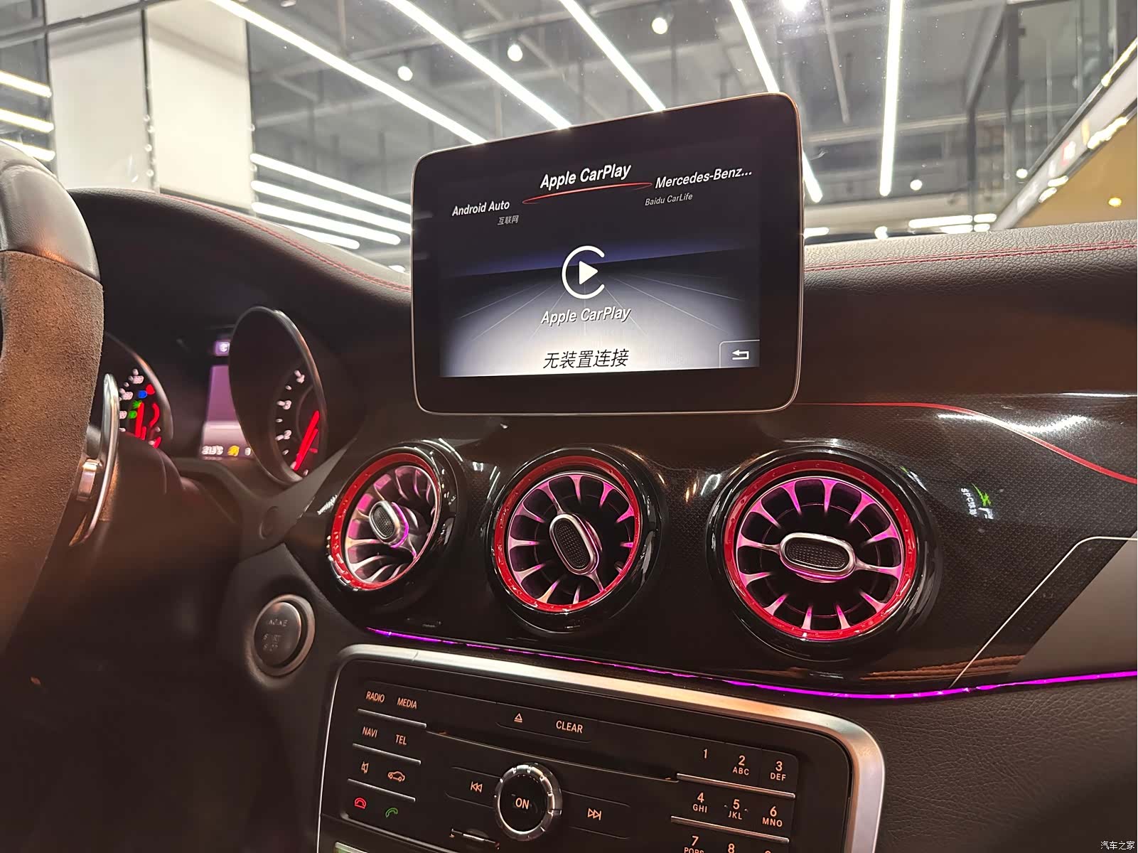 Mercedes-Benz GLA, 2019 14
