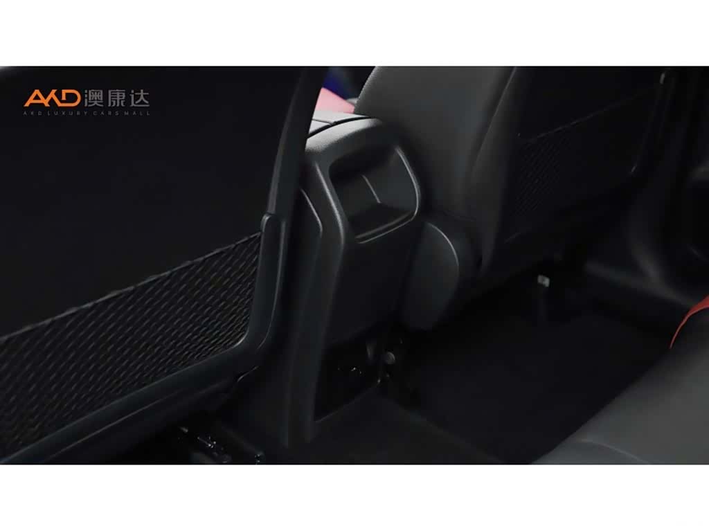 Mercedes-Benz GLB, 2022 9