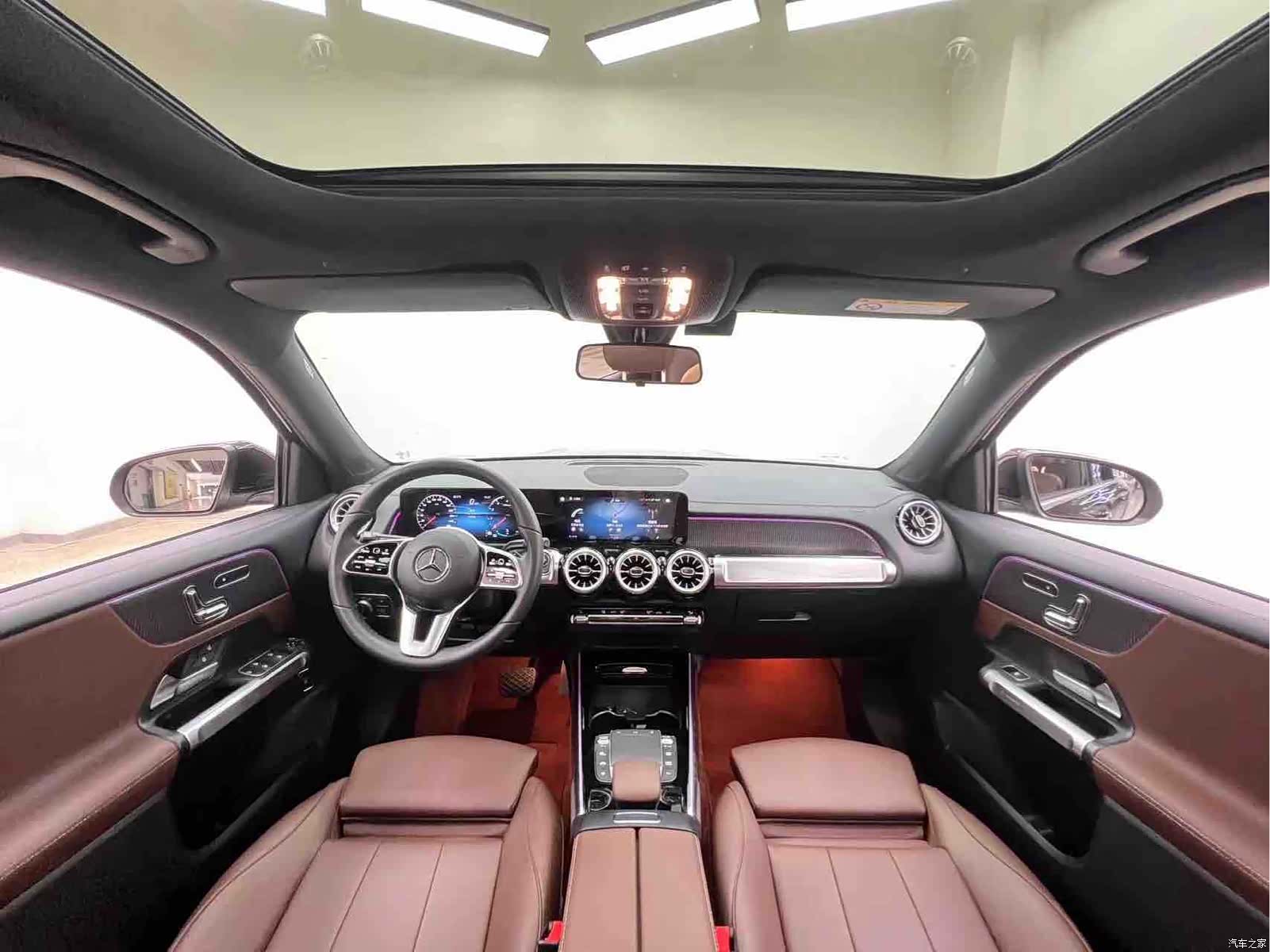 Mercedes-Benz GLB, 2022 16