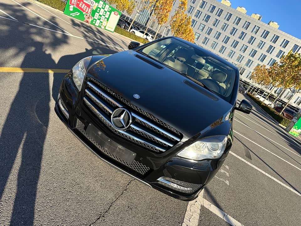 Mercedes-Benz R-class