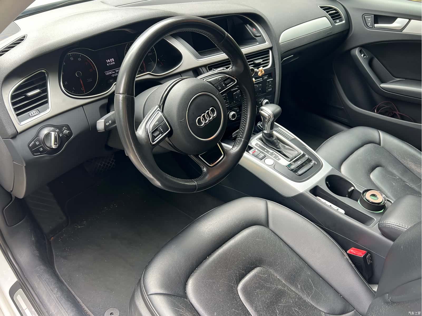 Audi A4L, 2015 16