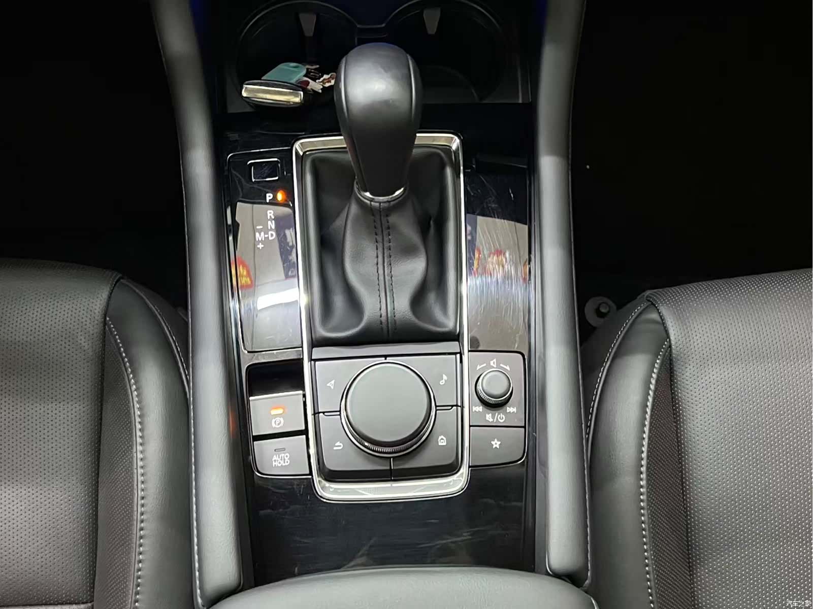 Mazda Mazda3, 2023 12