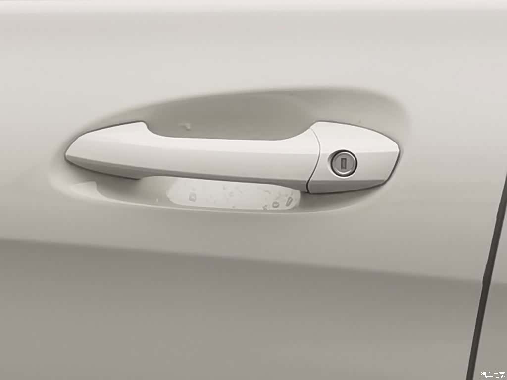 Mercedes-Benz B-Class, 2018 18
