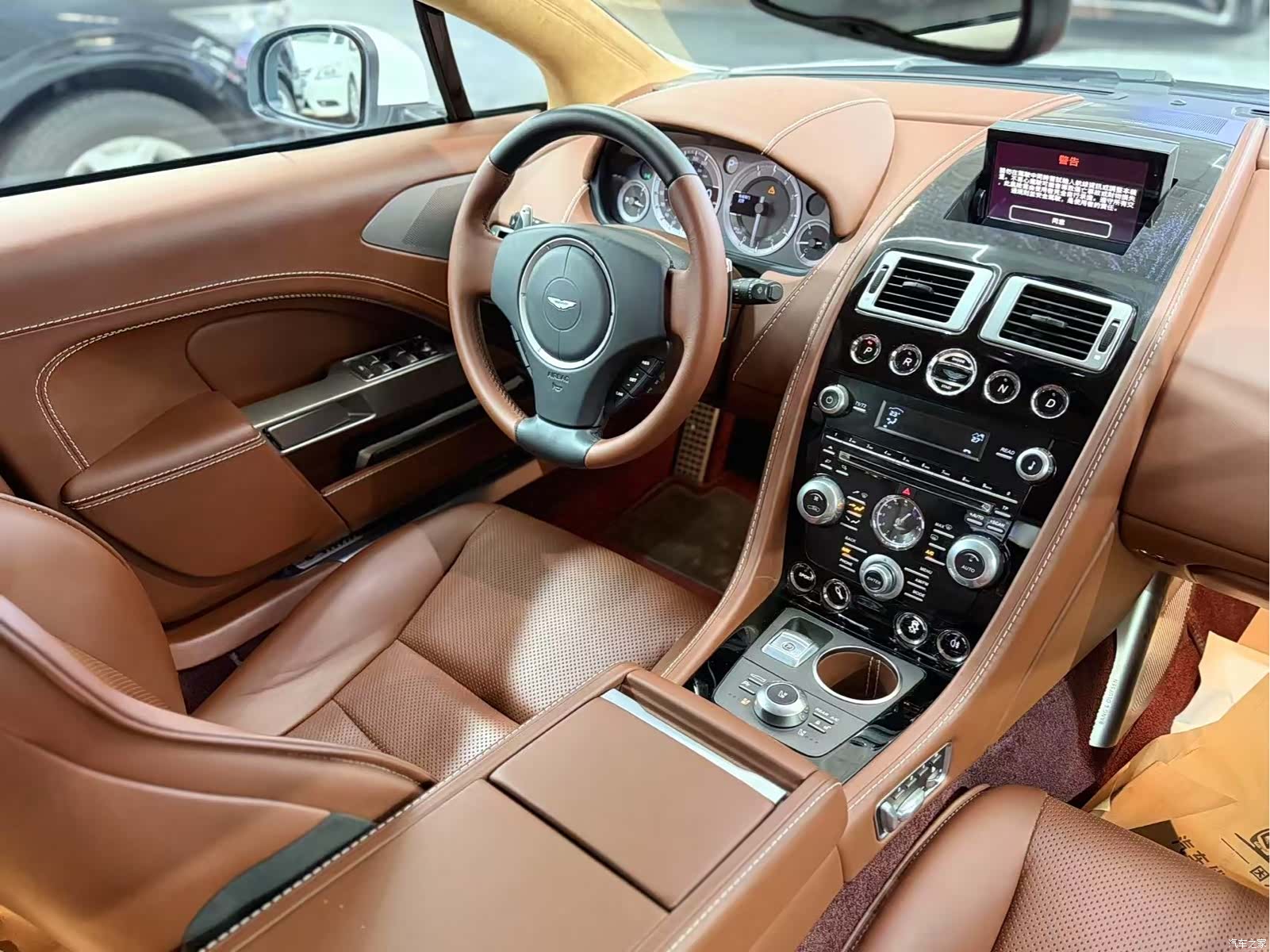 Aston Martin Rapide, 2015 6