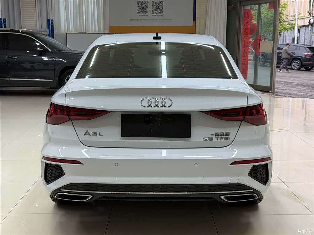 Audi A3, 2023 все фото