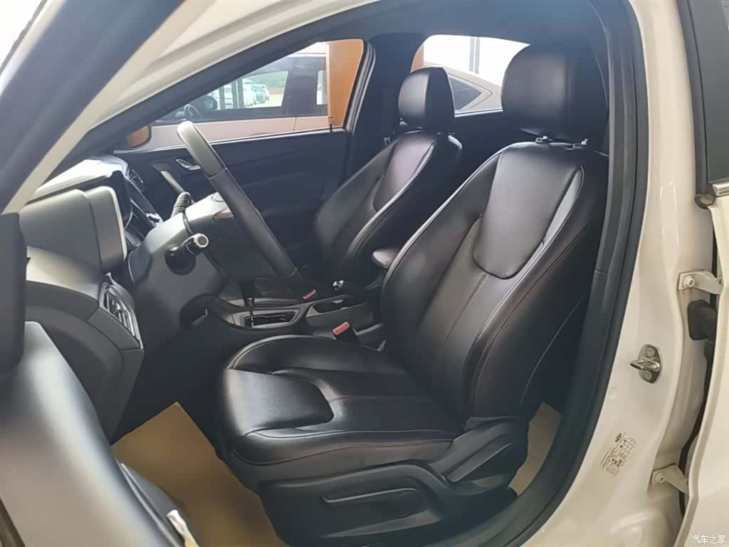 Chery 5, 2016 15