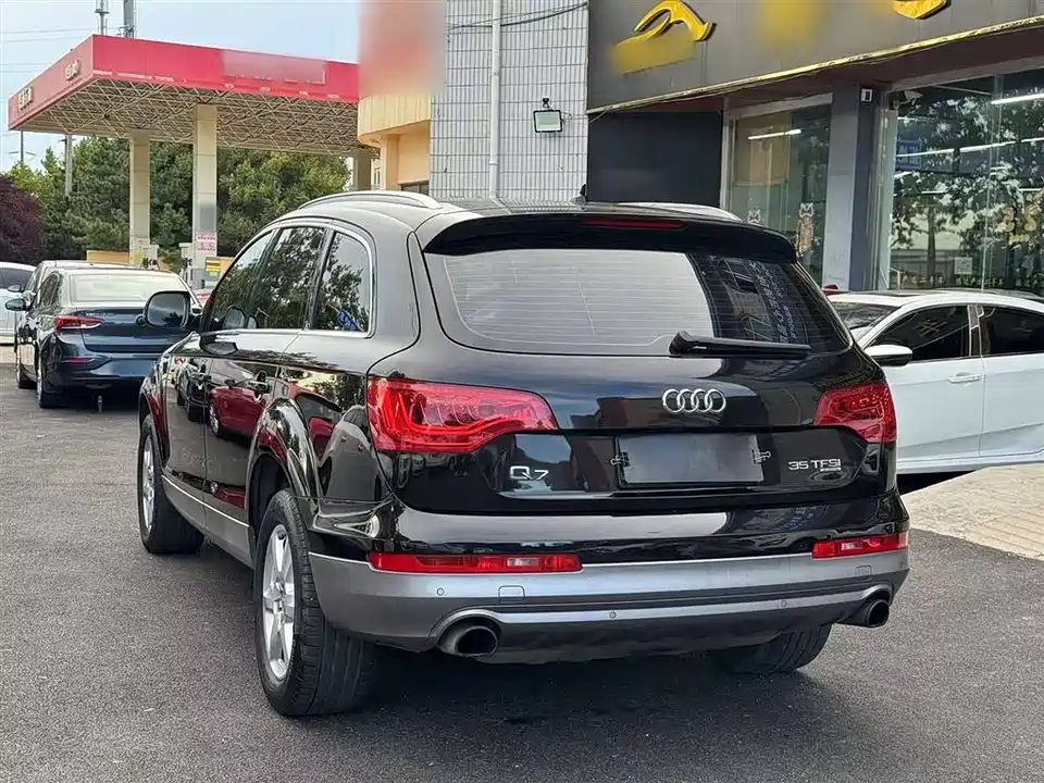 Audi Q7 Audi Q7