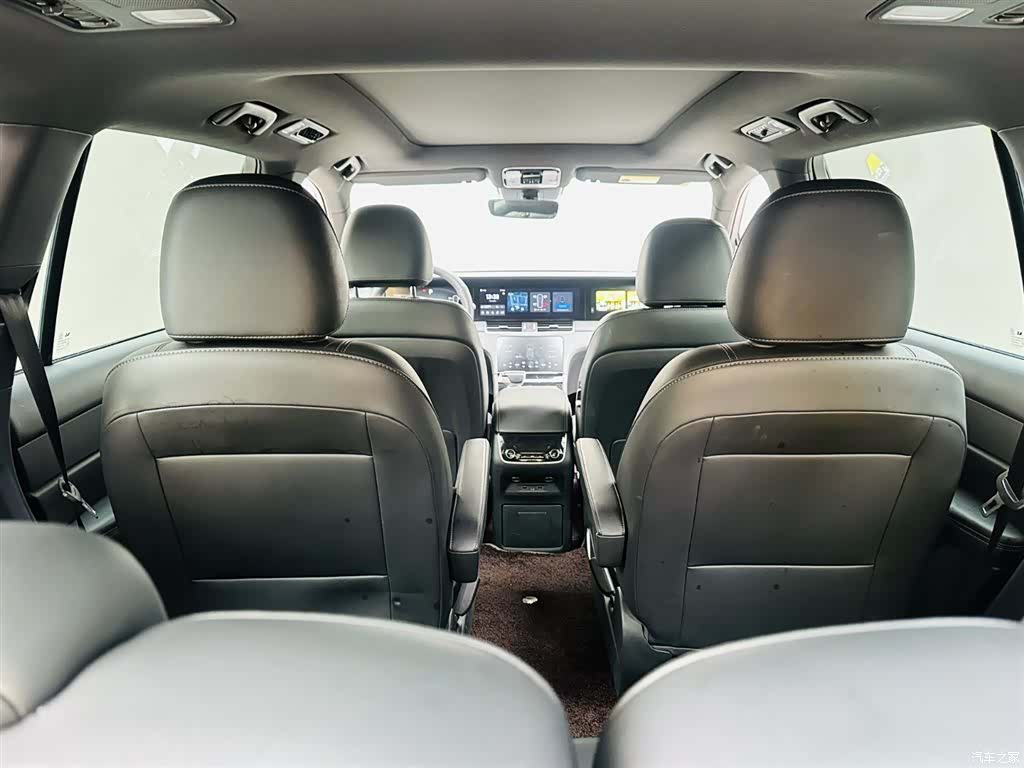 Li Auto ONE, 2023 9
