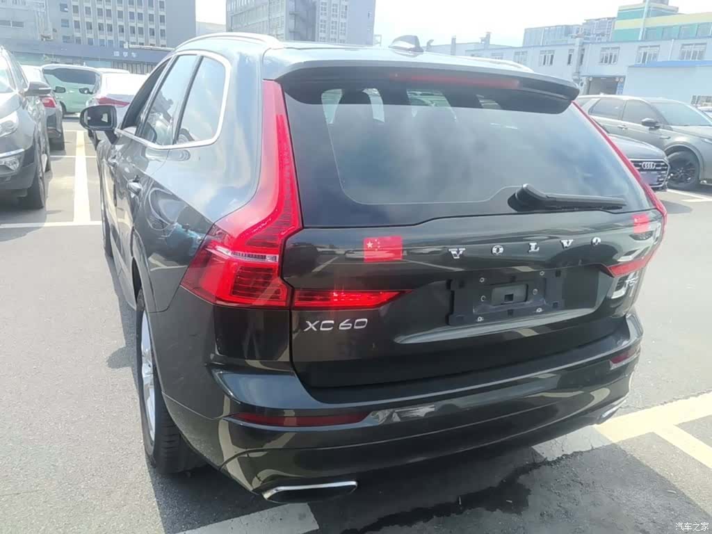 Volvo XC60, 2018 все фото