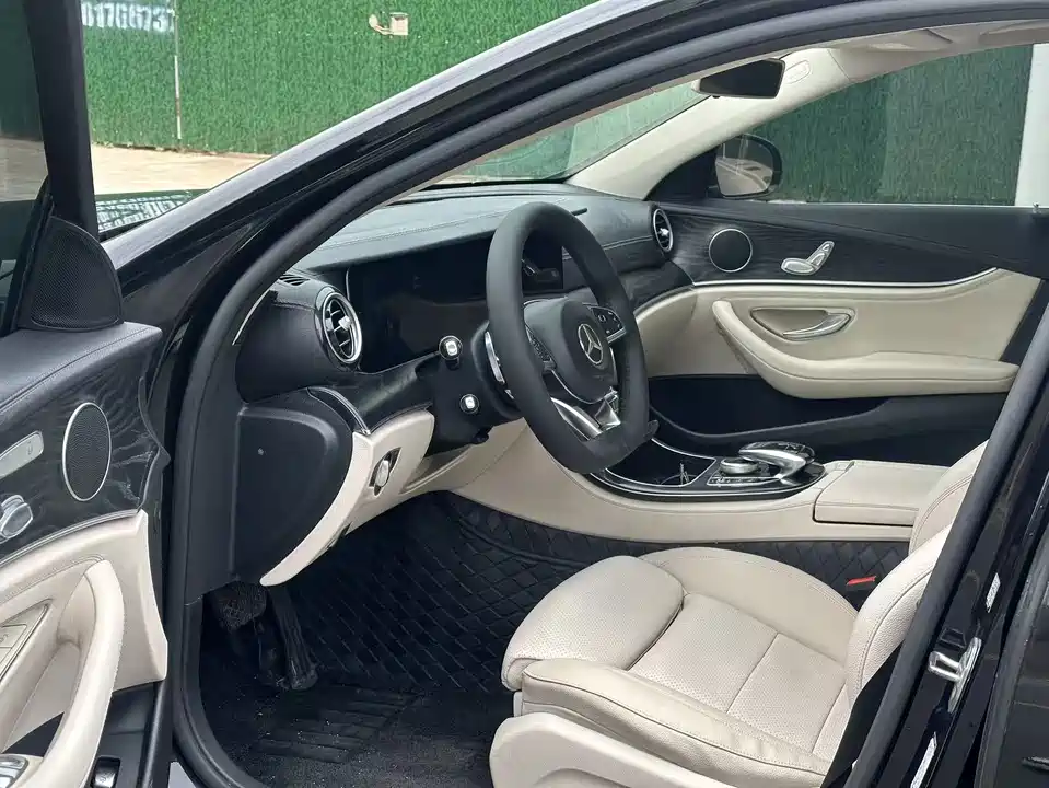 Mercedes-Benz E-class Mercedes-Benz E-class