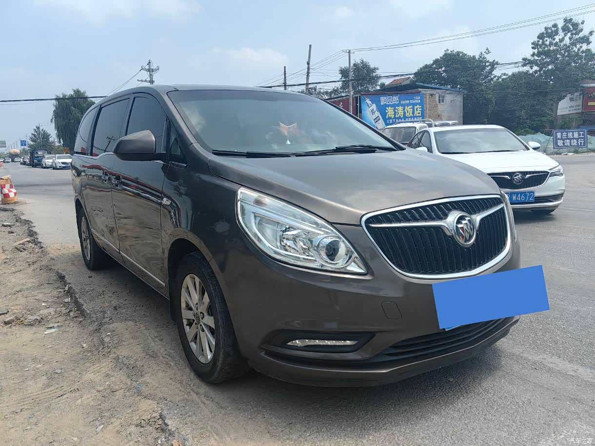 Buick GL8, 2017 3