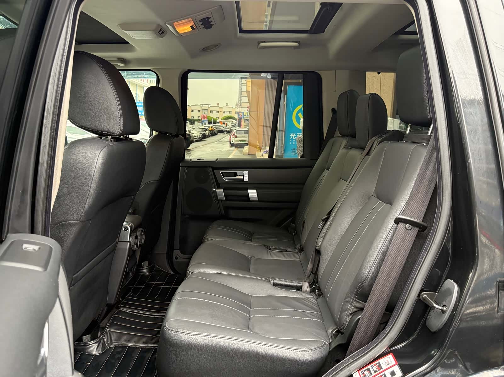 Land Rover Discovery, 2014 13