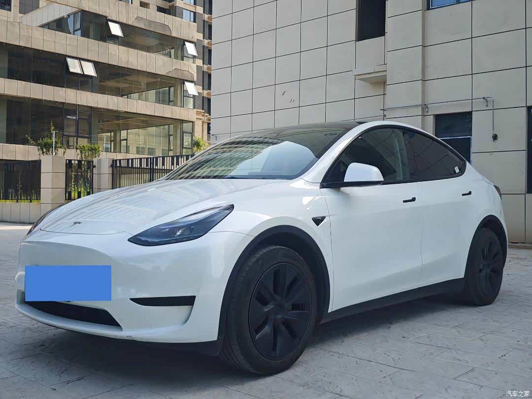 Tesla Model Y, 2024 3