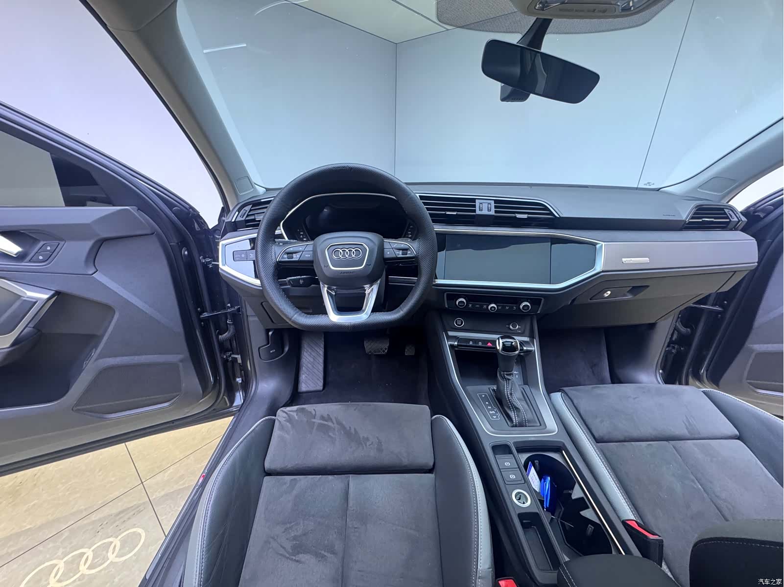 Audi Q3, 2022 9