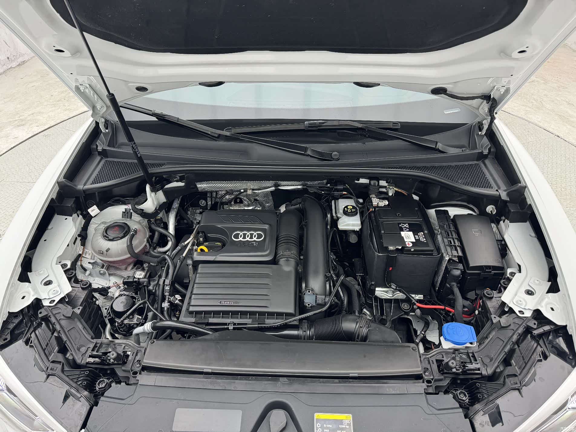 Audi Q3, 2023 4
