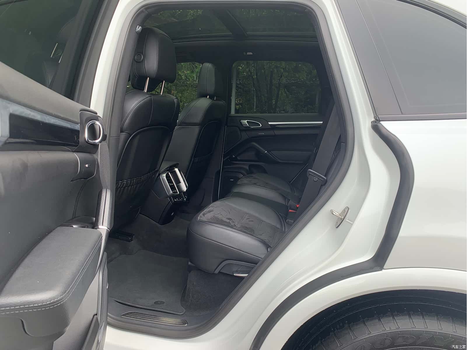 Porsche Cayenne, 2017 8