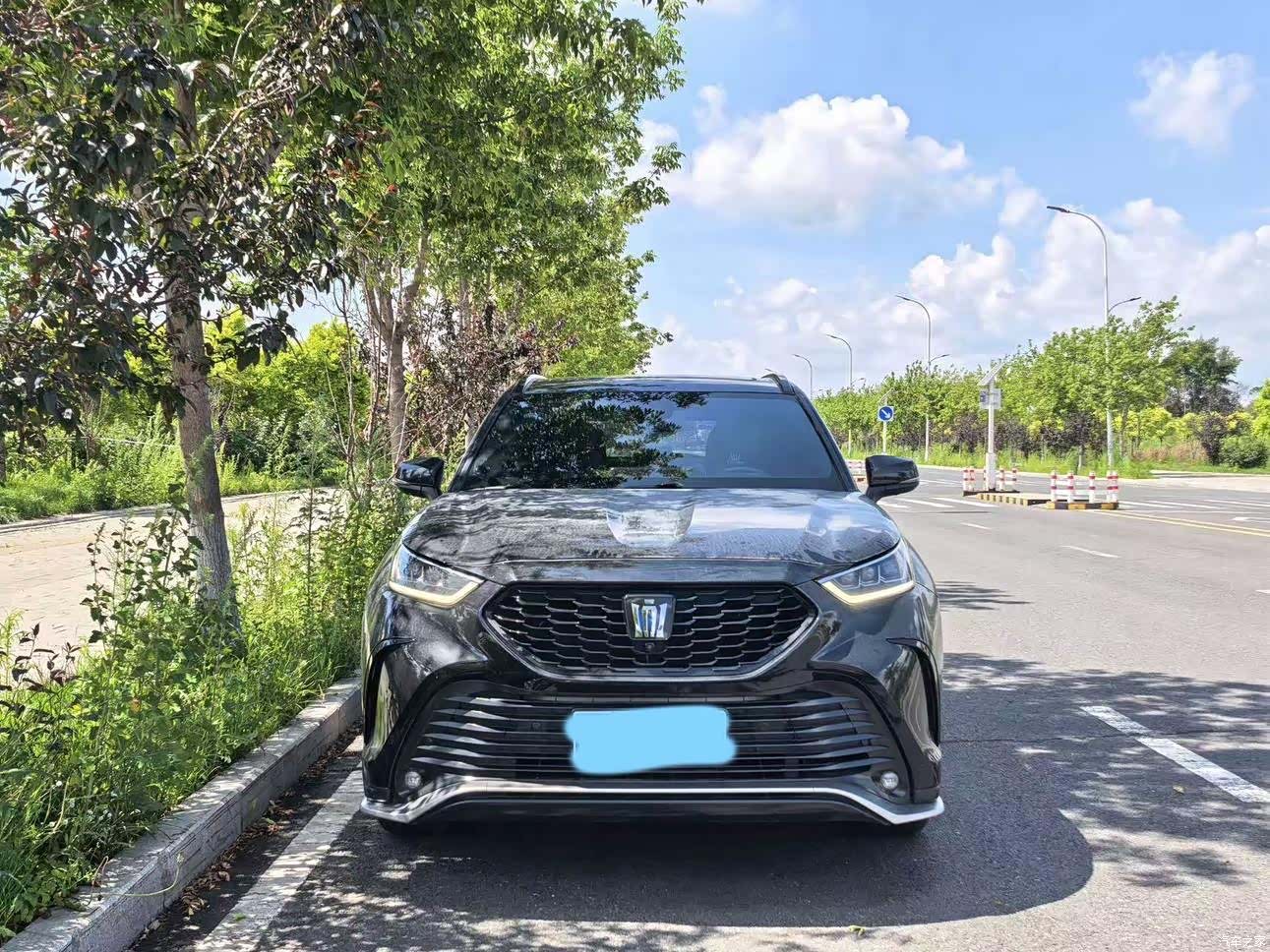 Toyota Crown, 2022 3