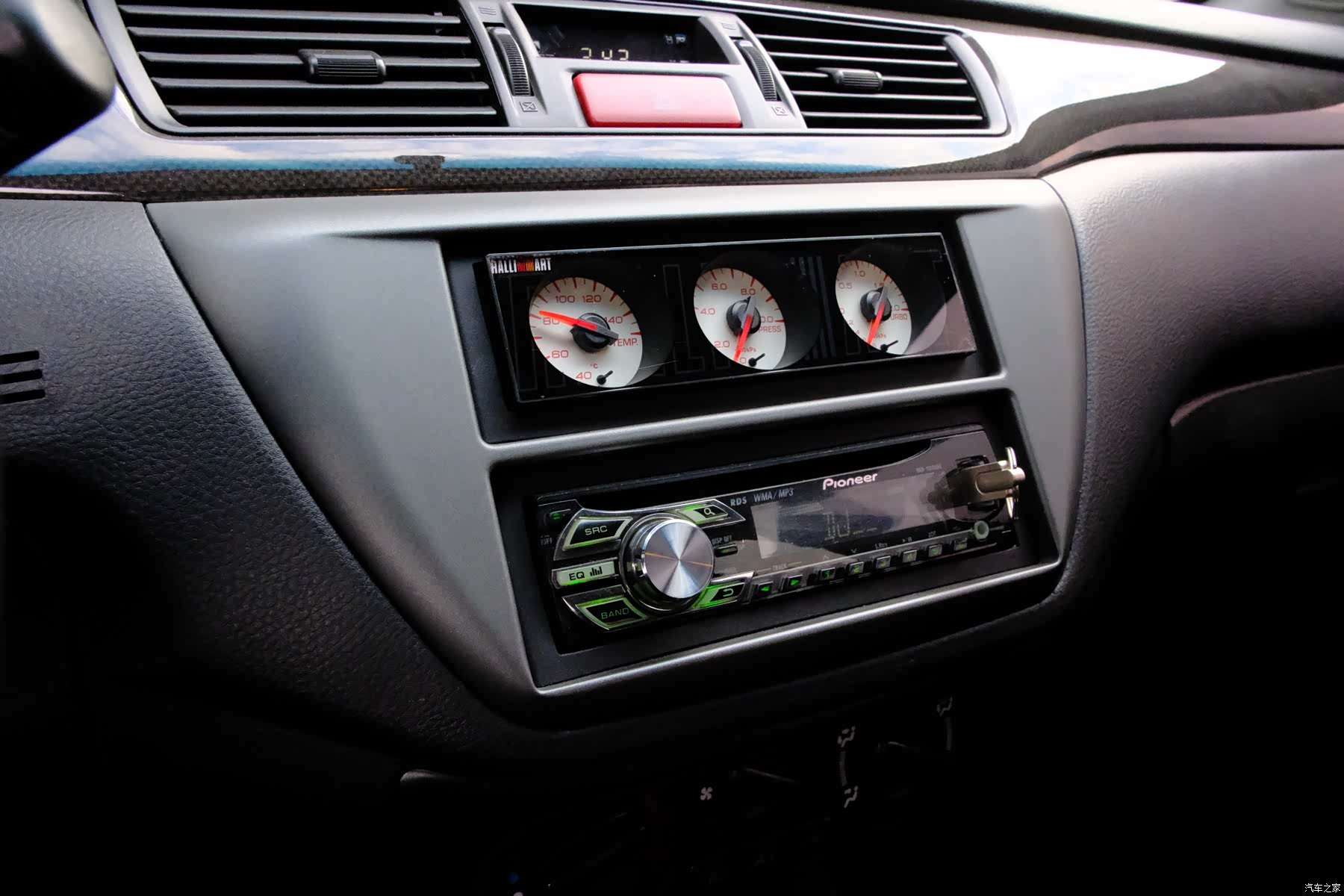 Mitsubishi LANCER, 2007 11