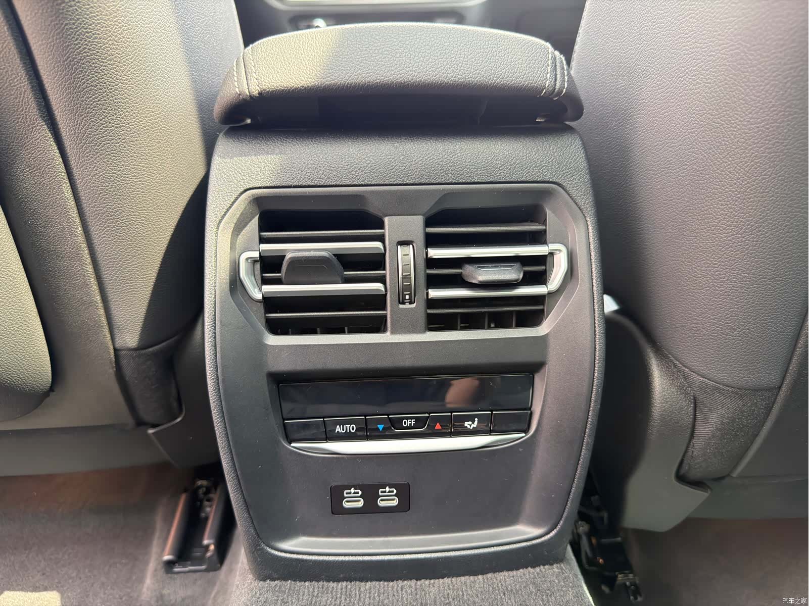BMW 3 Series, 2020 24
