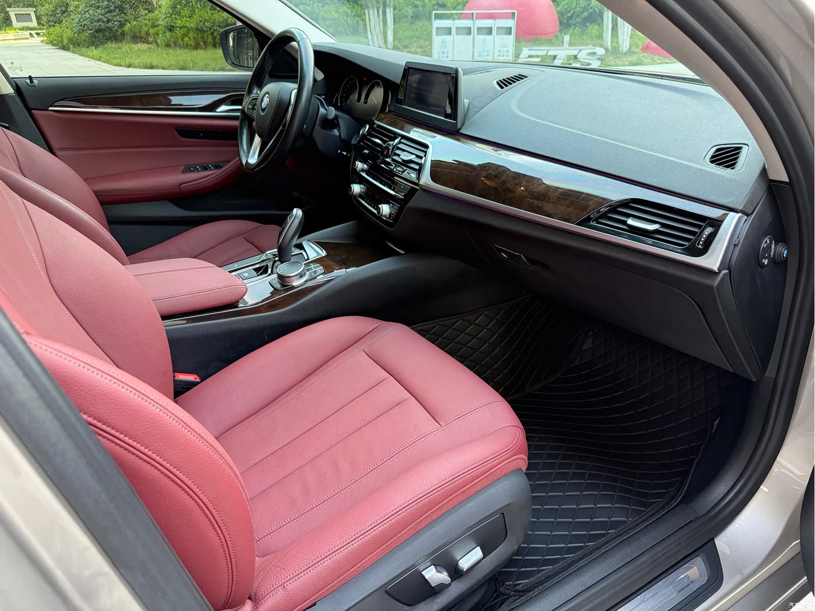 BMW 5 Series, 2017 8
