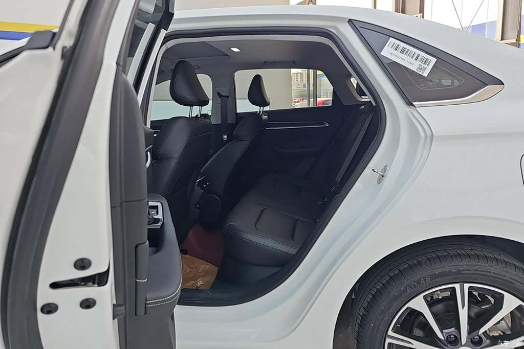 Geely Emgrand, 2024 11