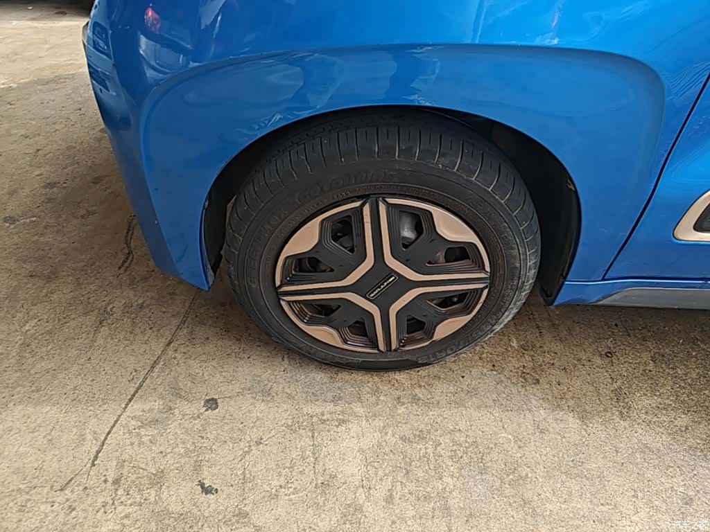 Wuling E200, 2019 23