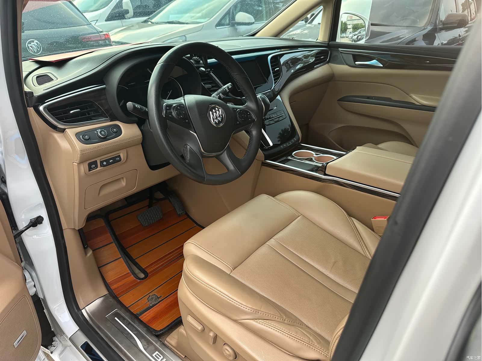 Buick GL8, 2019 8