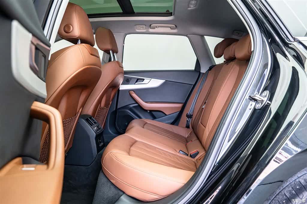 Audi A4, 2021 13
