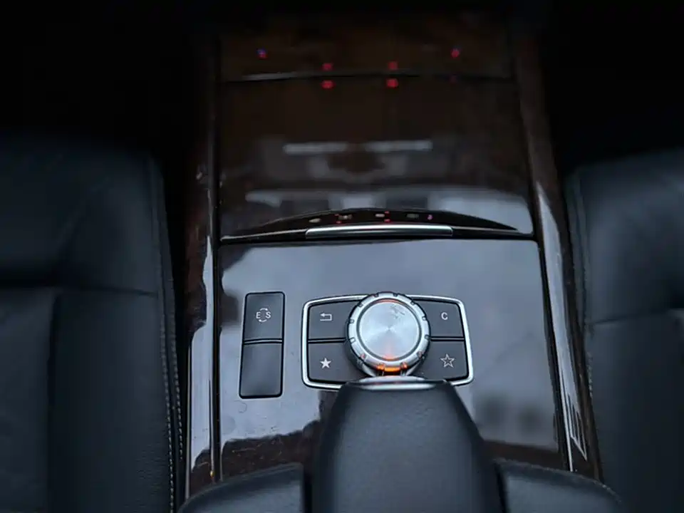 Mercedes-Benz E-class Mercedes-Benz E-class