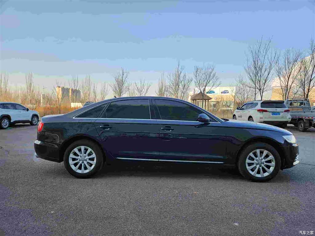 Audi A6L, 2012 11