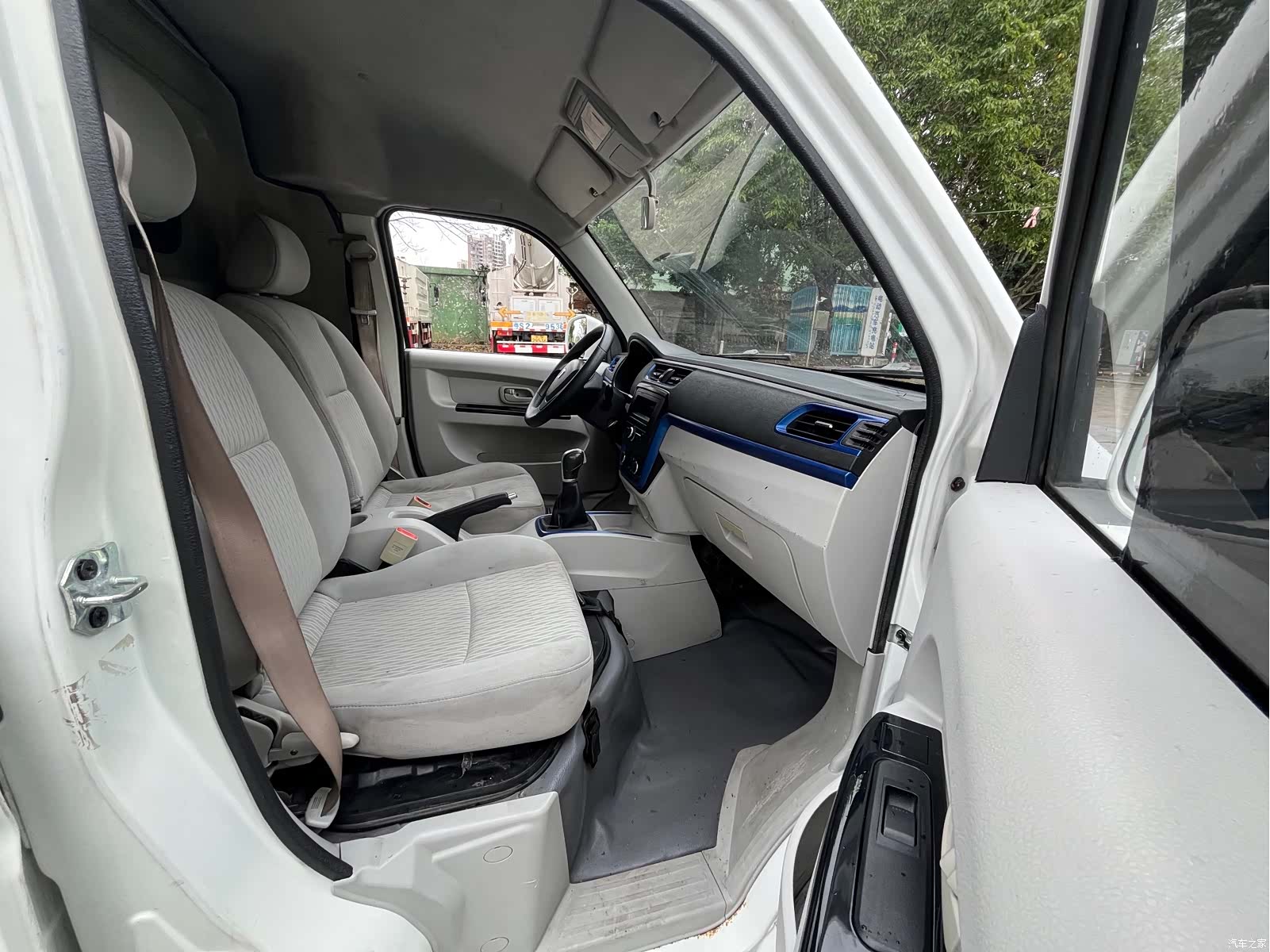 Geely E5, 2022 8