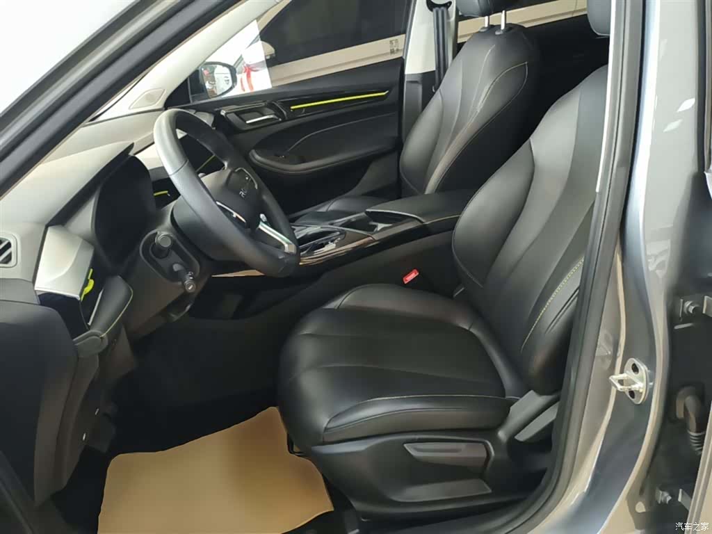 Roewe i5, 2022 15