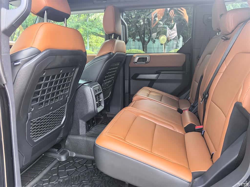 Ford Bronco, 2024 10