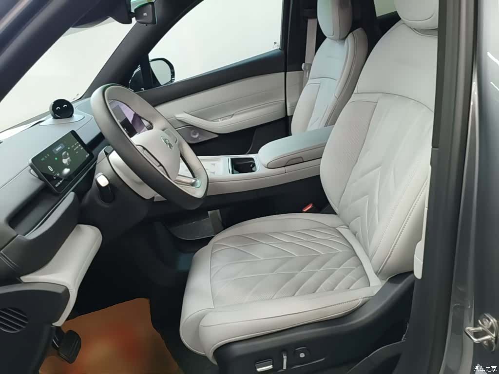 NIO ES6, 2025 15