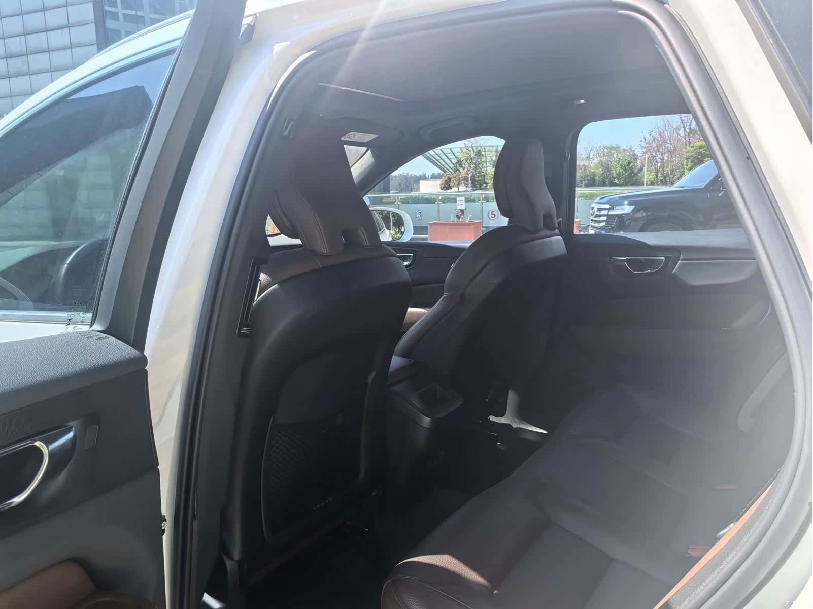 Volvo XC60, 2022 4
