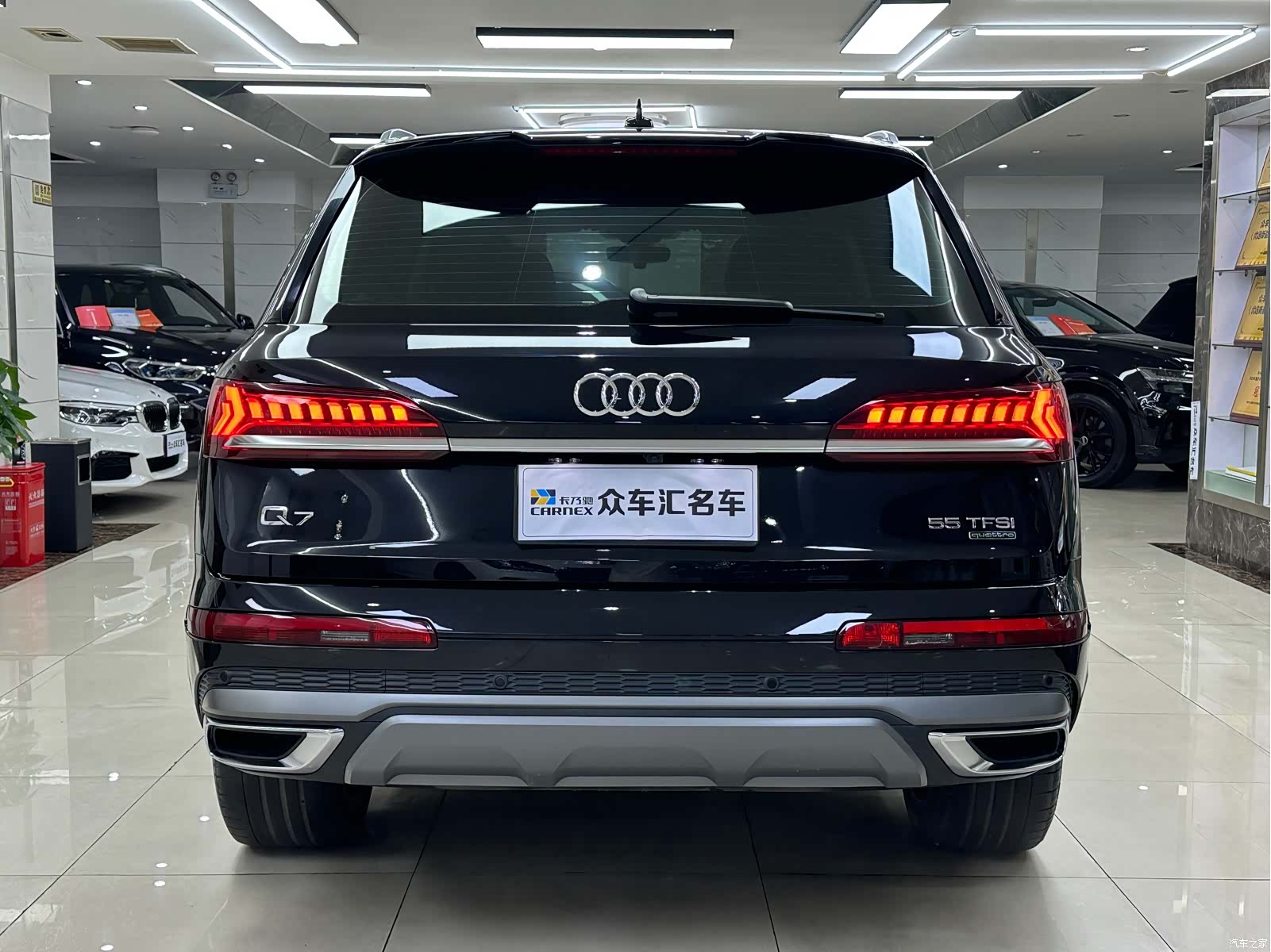 Audi Q7, 2020 все фото