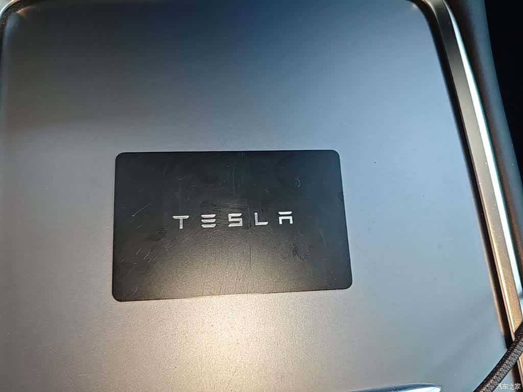 Tesla Model Y, 2022 9