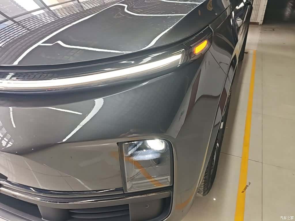 Li Auto L8, 2023 24