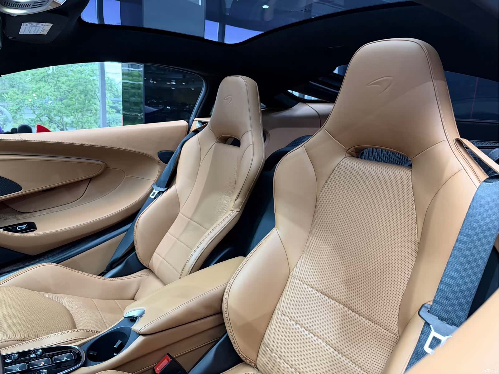 McLaren GT, 2023 9