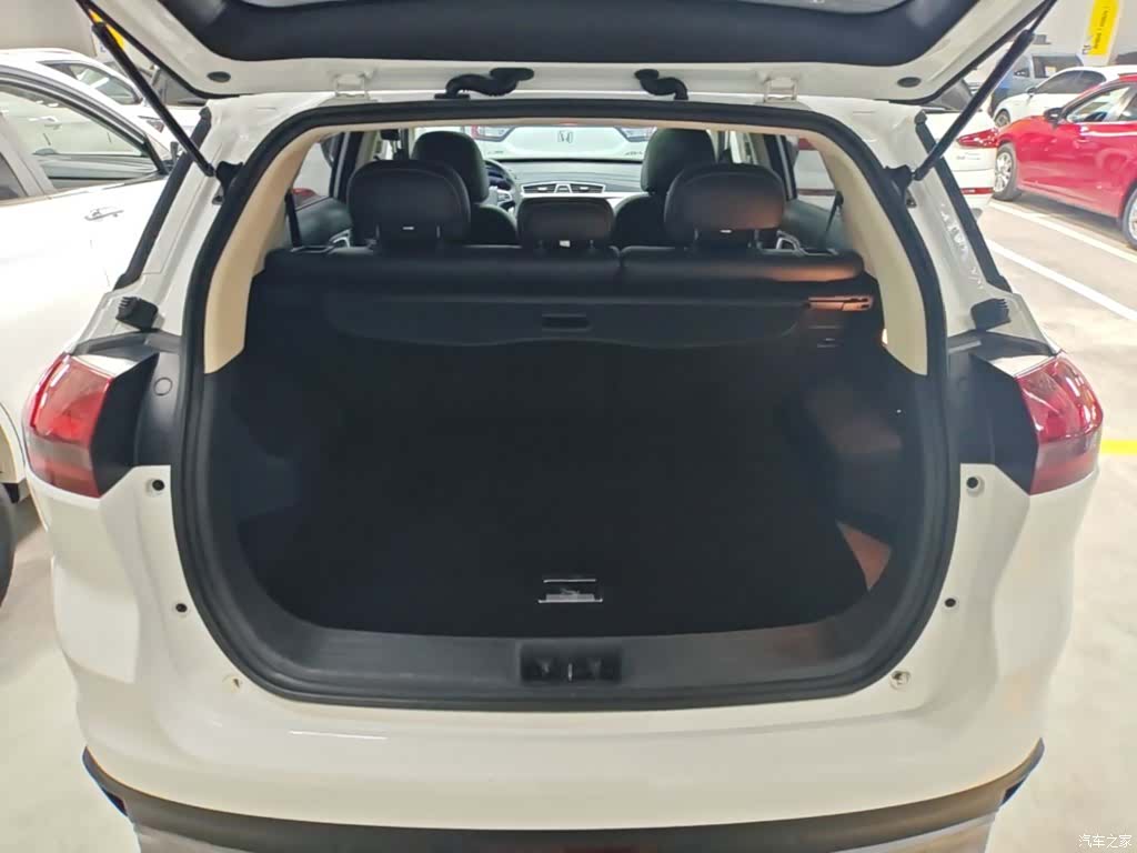 Geely Boyue, 2019 19